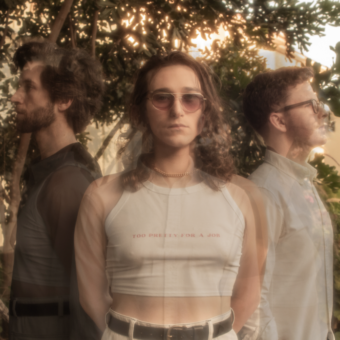 Soviet Jesus Choir - Bookshelves (Single Review)